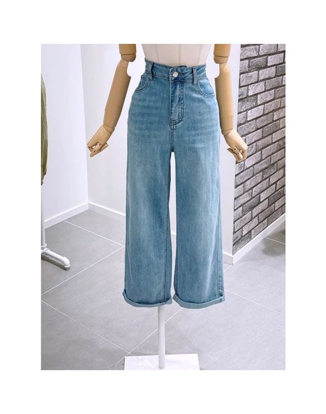 레코브 [갤러리아] [레코브]롤업 8부 세미배기 데님팬츠(LC31F8DP543X) 착용컷