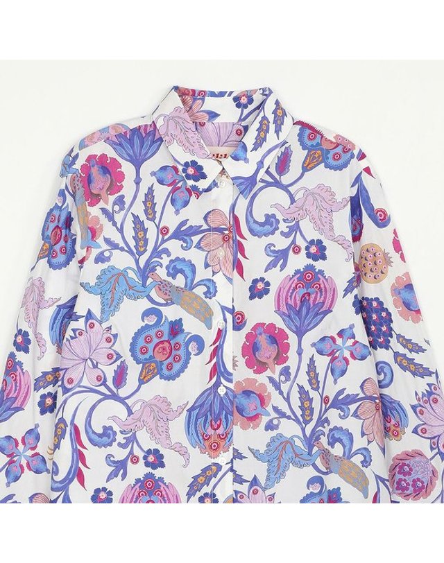 오일리 [갤러리아] (26S/S)오일릴리 빙고 플라워패턴 블라우스(OWISABL012-002) 착용컷