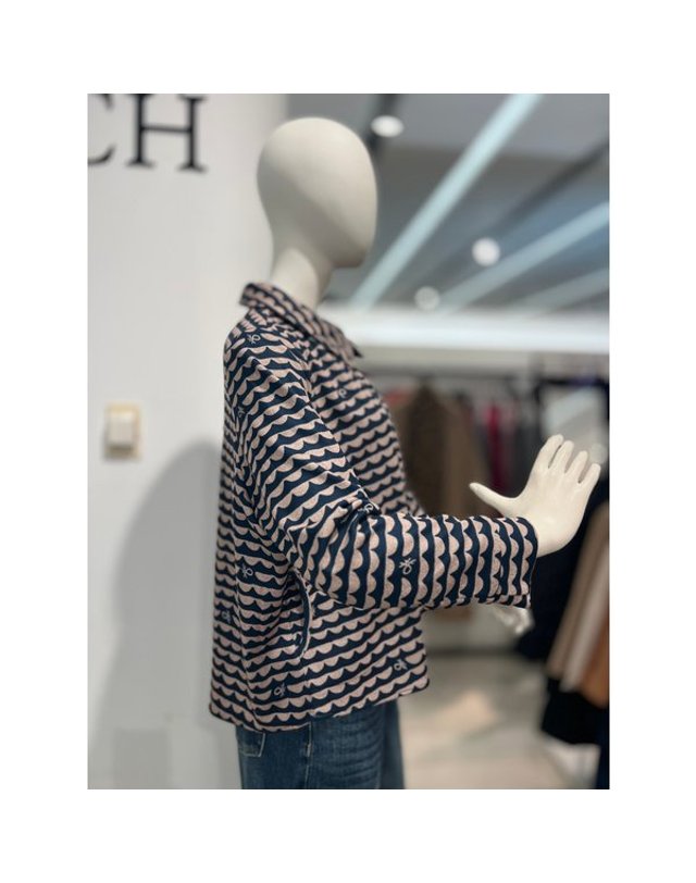 안지크 [갤러리아] 안지크갤러리아(25F/W)셔츠 따스한블라우스 체크셔츠 보드라운셔츠(AJ4BL5130) 착용컷