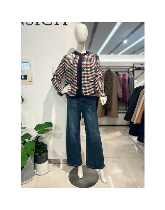 안지크 [갤러리아] 안지크청바지 워싱데님팬츠와이드팬츠(AJ3DL6130) 착용컷