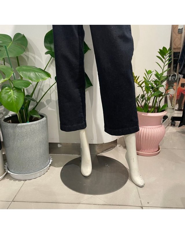 안지크 [갤러리아] 안지크(25F/W)청바지 기모청바지 캐쥬얼청바지 통청바지(AJ4DL6100) 착용컷