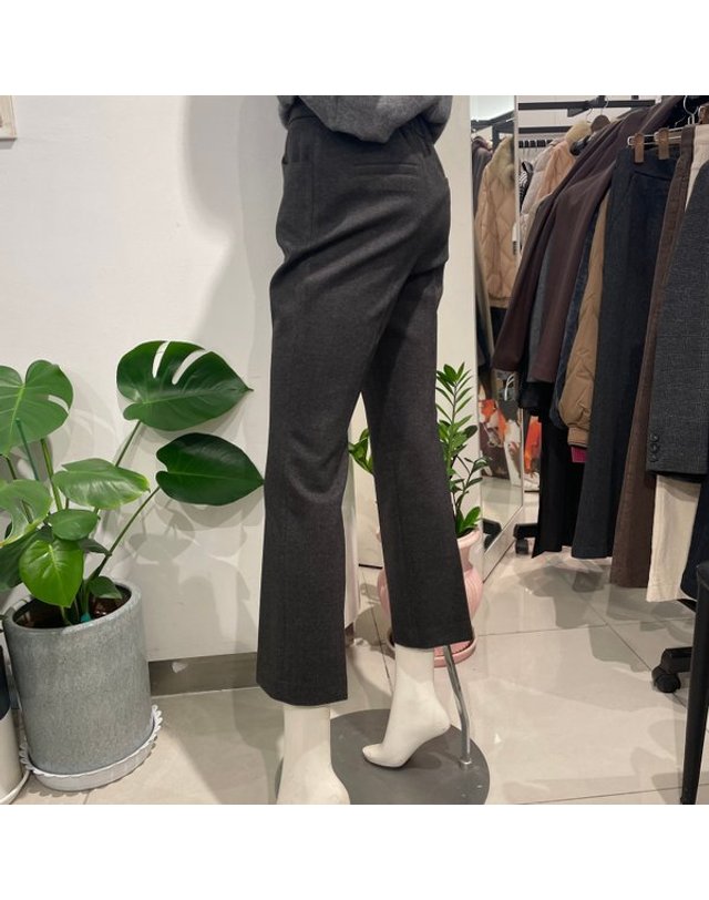 안지크 [갤러리아] 안지크(25F/W)정장바지 기모바지(AJ4SL6210) 착용컷