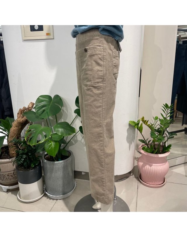 안지크 [갤러리아] 안지크(25F/W)정장바지 기모바지 골덴바지(AJ4SL6240) 착용컷