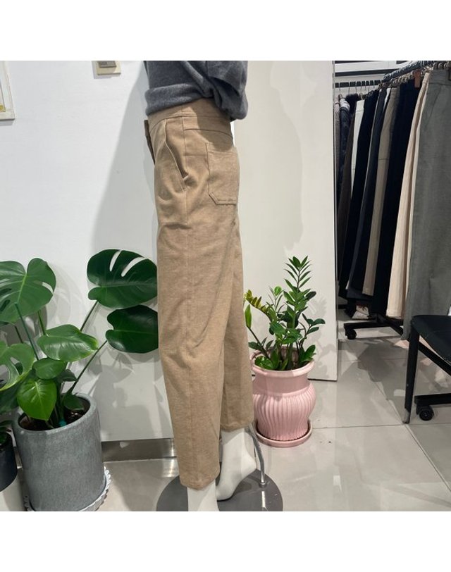 안지크 [갤러리아] 안지크(25F/W)면정장바지 기모정장바지 면일자바지(AJ4SL6100) 착용컷