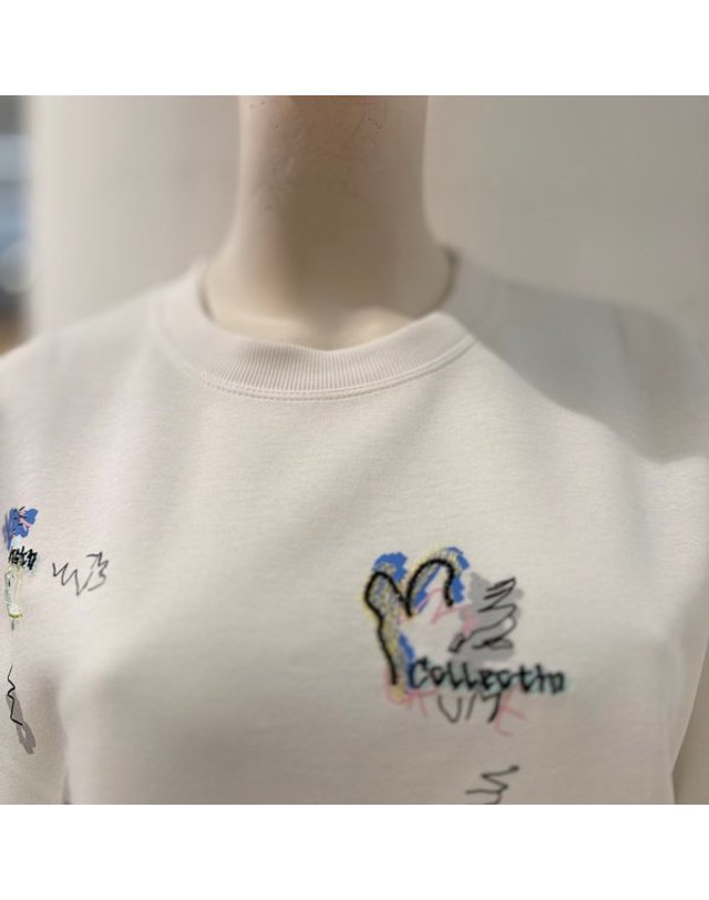 안지크 [갤러리아] 안지크(26S/S)반팔면티 도톰한반팔티 프린트티셔츠(AK2TS5320) 착용컷