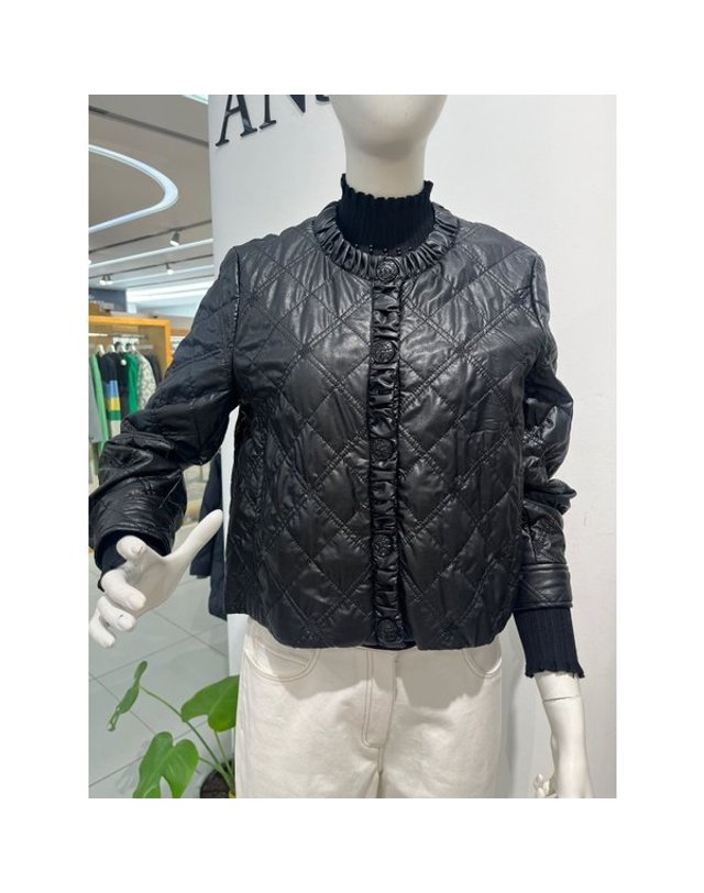 안지크 [갤러리아] 안지크)경량패딩 숏패딩 (AI1PD1100) 착용컷