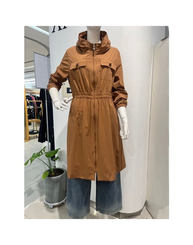 안지크 [갤러리아] 갤러리아백화점(안지크24S/S)60%바바리 캐쥬얼트렌치 반후드바바리(AI1BR1120) 착용컷