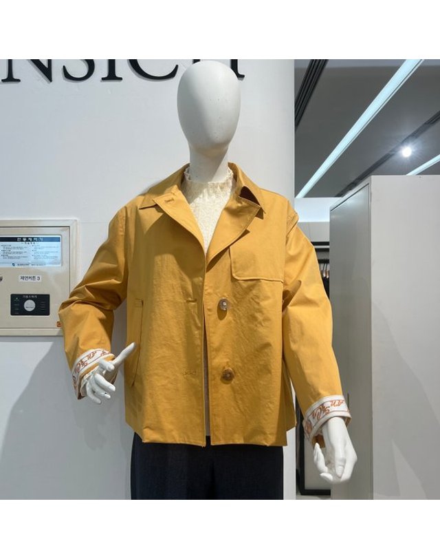 안지크 [갤러리아] 갤러리아백화점(안지크24S/S)60% 봄쟈켓 바바리 캐쥬얼트렌치(AI1BR1110) 착용컷