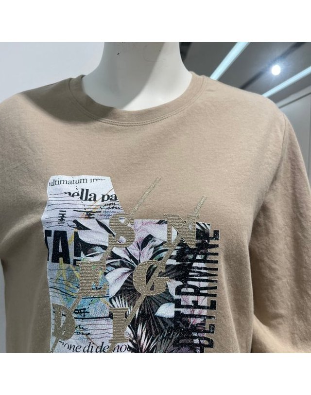 안지크 [갤러리아] 안지크캐쥬얼티셔츠 칠부소매티 프린트티(AI1TS5110) 착용컷