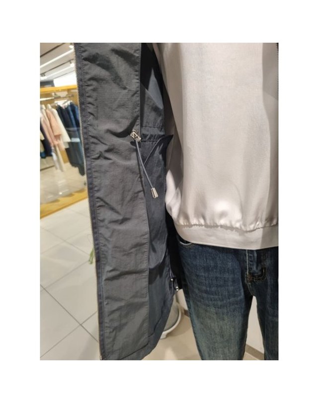 안지크 [갤러리아] 마감60%(안지크(24S/S)반후드바바리 캐쥬얼트렌치코트(AI1BR5150) 착용컷