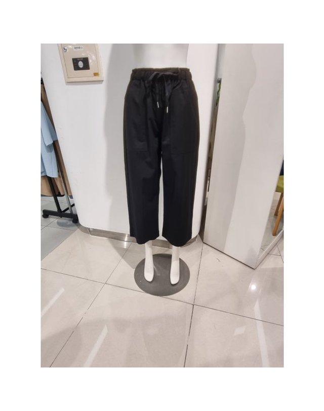 안지크 [갤러리아] 안지크(24S/S)여름바지 일자통바지 여름통바지(AI2SL5270) 착용컷