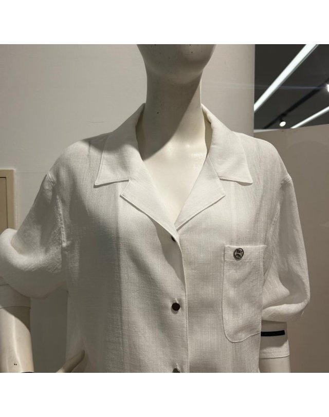 안지크 [갤러리아] 안지크여름셔츠 시원한 스탠카라 루즈핏셔츠(AI2BL1250) 착용컷