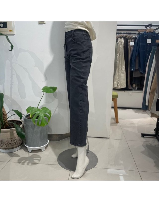 안지크 [갤러리아] 안지크(25S/S)와이드팬츠 워싱데님팬츠(AJ1DL1130) 착용컷