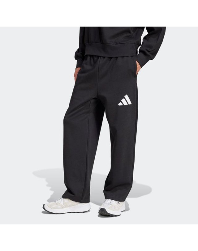 아디다스 [갤러리아] [MENS SPORTSWEAR] 에센셜 와이드 레그 3 바 로고 팬츠 (JF3567) 착용컷