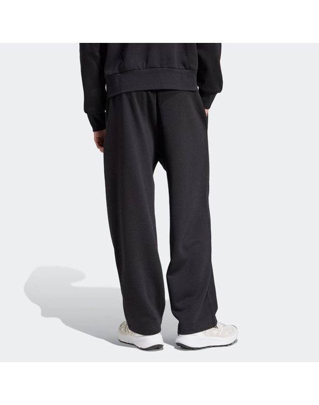 아디다스 [갤러리아] [MENS SPORTSWEAR] 에센셜 와이드 레그 3 바 로고 팬츠 (JF3567) 착용컷