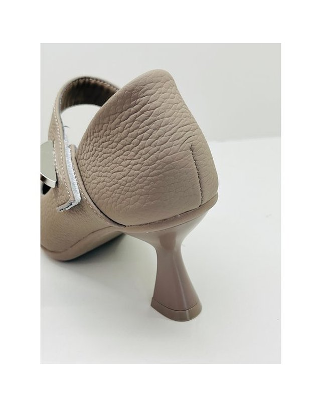 고세제화 [갤러리아] 고세 여성 데일리 포인티드 컴포트 메리제인 펌프스 OZP6S022 그레이 6cm 착용컷