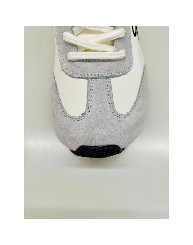 고세제화 [갤러리아] 고세 데일리 여성 시그니처 와이드핏 투톤 스니커즈 GZP6S004 화이트 4cm 착용컷