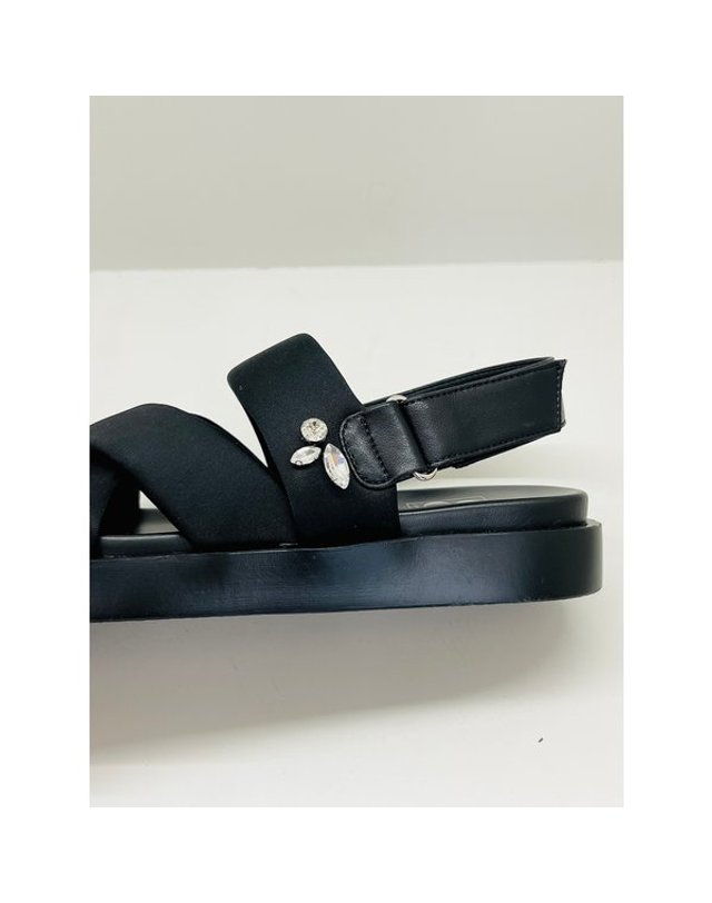 고세제화 [갤러리아] 고세 데일리 여성 네오플랜 크로스 스트랩 플랫폼 샌들 GGS6S040 블랙 2.5cm 착용컷