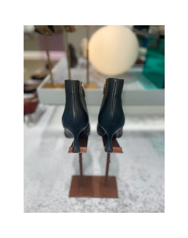 고세제화 [갤러리아] 고세 데일리 여성 앵클부츠 OZA3F029BK 블랙 7cm 착용컷
