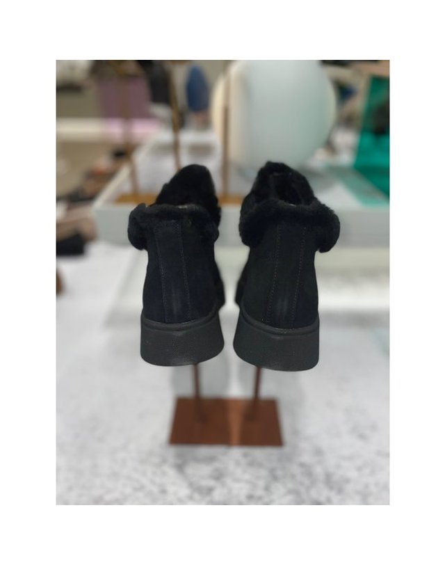 고세제화 [갤러리아] 고세 데일리 여성 양털 스니커즈 GZP3F051BK 블랙 3.5cm 착용컷
