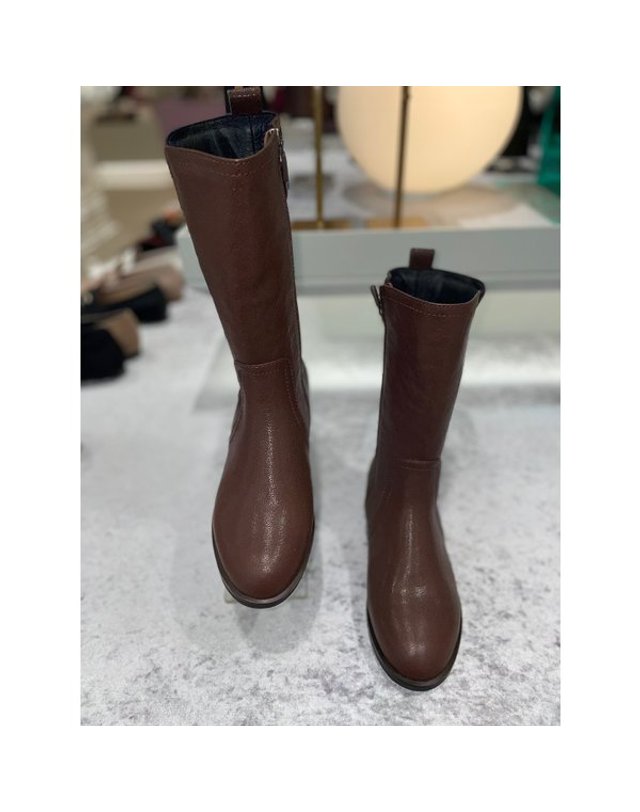 고세제화 [갤러리아] 고세 데일리 여성 절개포인트 하프부츠 GLH3F038BR 브라운 2.5cm 착용컷