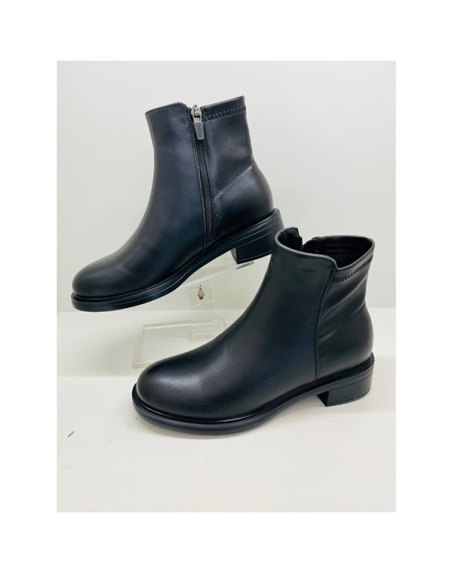 고세제화 [갤러리아] 고세 데일리 여성 베이직 경량 스판부츠 GZA4F022 블랙 4cm 착용컷