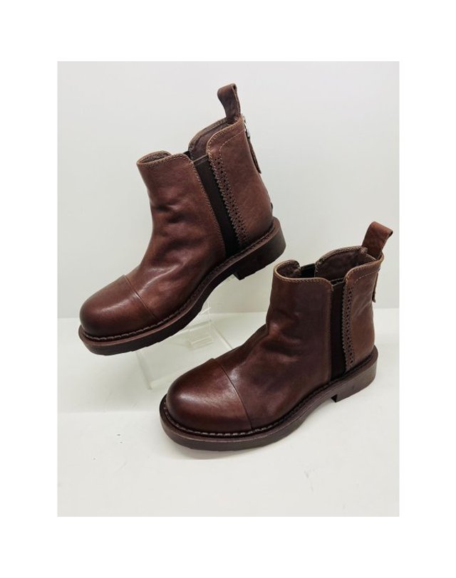 고세제화 [갤러리아] 고세 데일리 여성 빈티지 청키굽 첼시부츠 GZA4F025 브라운 3.5cm 착용컷