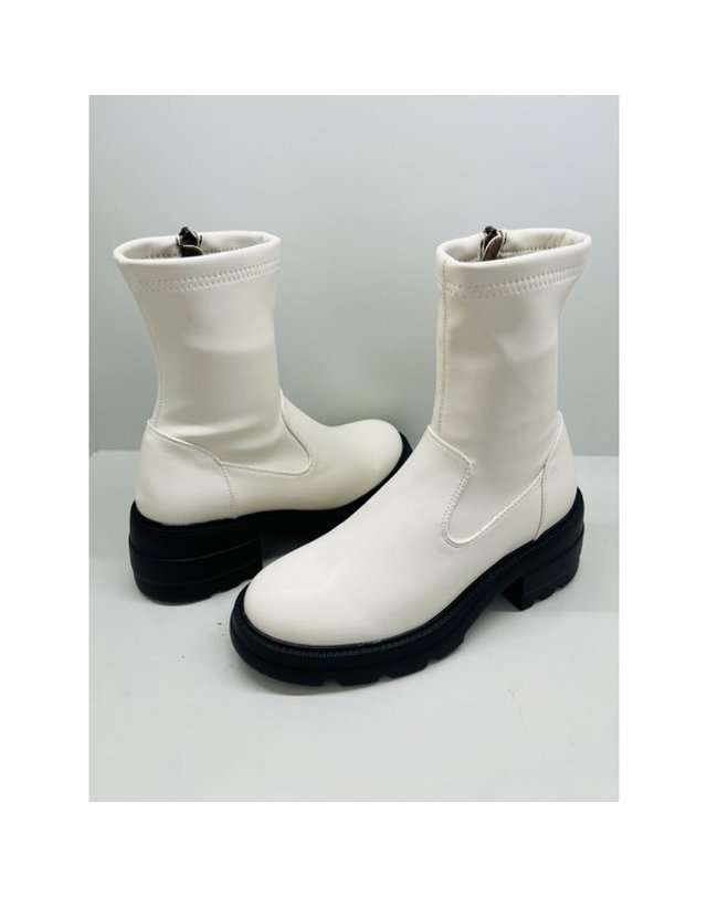고세제화 [갤러리아] 고세 데일리 여성 키높이 청키굽 스판부츠 GZA4F023 아이보리 6cm 착용컷