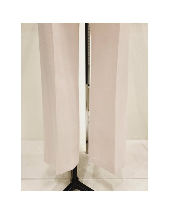 라인 [갤러리아] (라인어디션)(N557)솔리드 스트레이트핏 레직기 슬렉스(NWSLPB0300) 착용컷