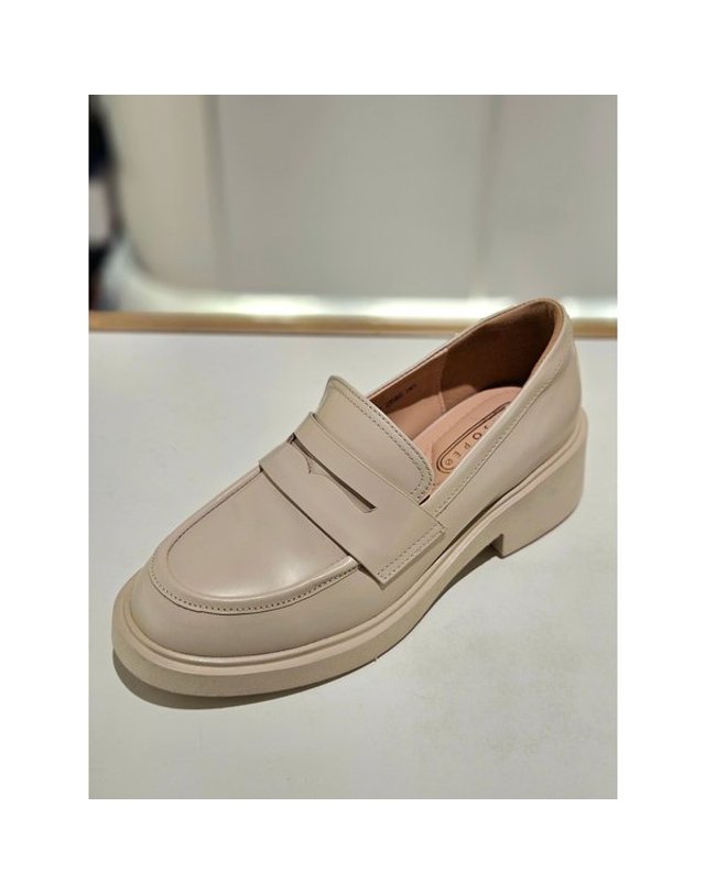 미소페 [갤러리아] 미소페 여성 청키 베이직 페니로퍼 012619007B 2color 4.5cm 착용컷