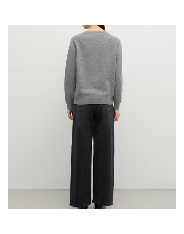 쉬즈미스 [갤러리아] [25W] 울혼방브이넥니트(P4K210W) 착용컷