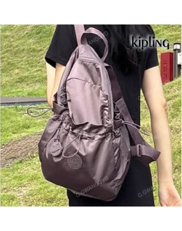 키플링 [갤러리아] 키플링 백팩 아미타 심플리모카 KPCBA32 SMMH 착용컷