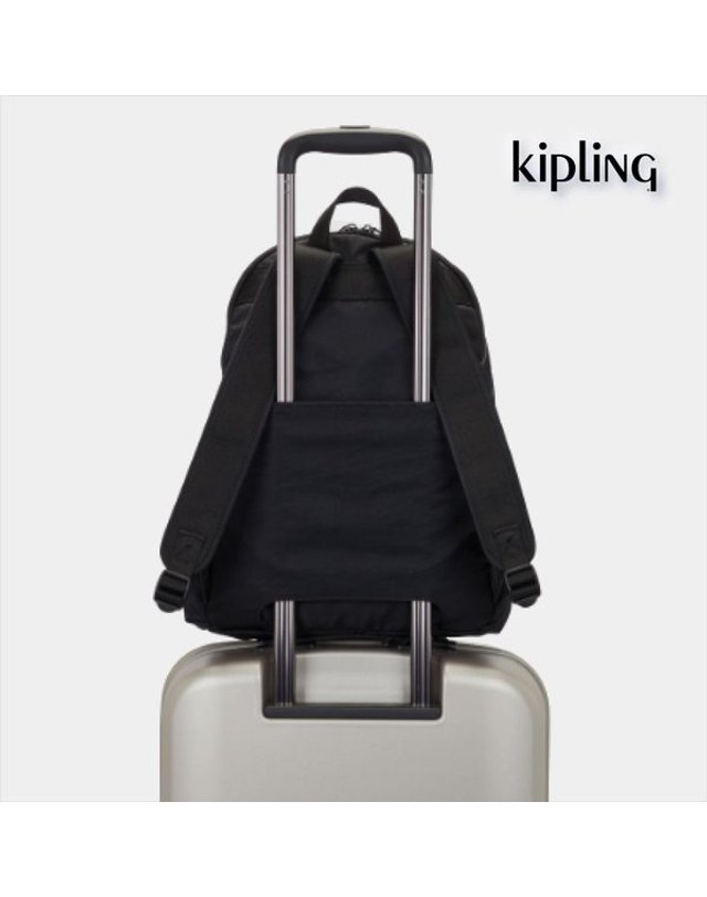 키플링 [갤러리아] 키플링 백팩 17L 노트북백 여행용백 델리아M 엔들리스블랙 KPABA16 EDBK 착용컷