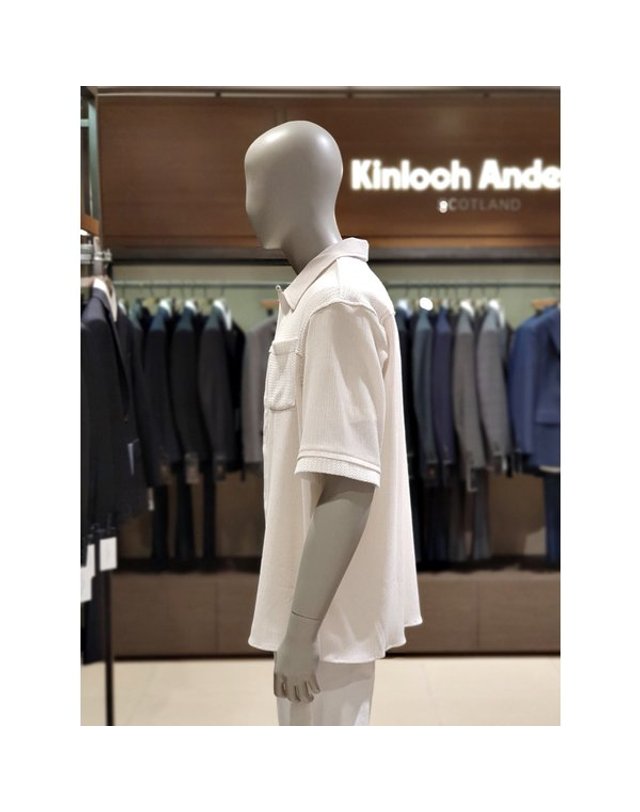 킨록 [갤러리아] 킨록 S/S 오버핏 크로세 블록 배색 반팔 셔츠 아이보리 (THI04) 착용컷