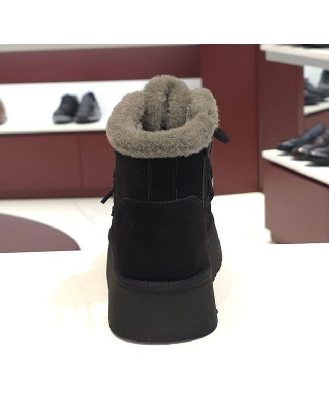 탠디 [갤러리아] 탠디 여성 퍼 앵클부츠(4CM) G25447 BLACK 착용컷