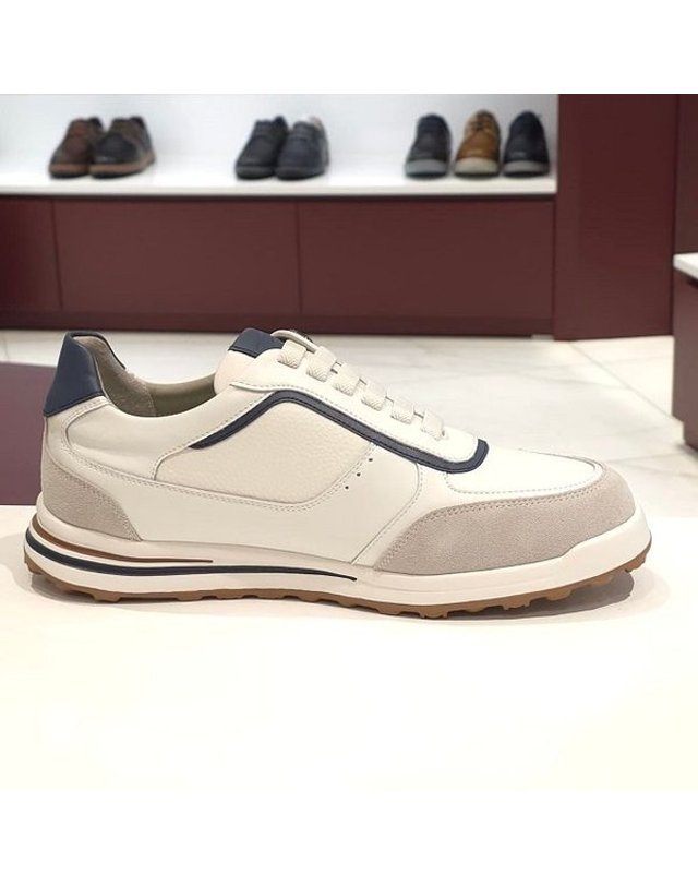 탠디 [갤러리아] 탠디 남성 스니커즈 (4CM) H25006V IVORY 착용컷
