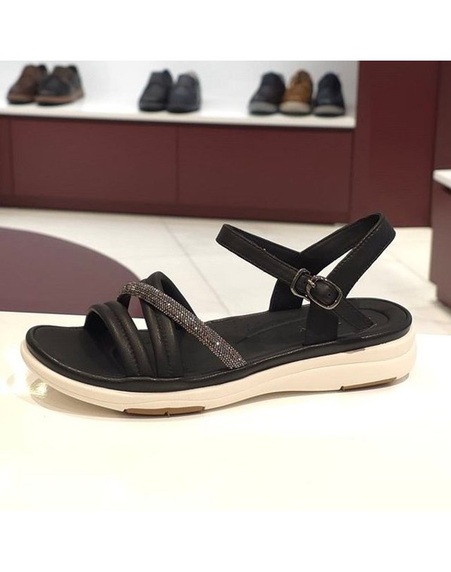 탠디 [갤러리아] 탠디 여성 스트랩샌들 (3.5CM) J1568 BLACK 착용컷