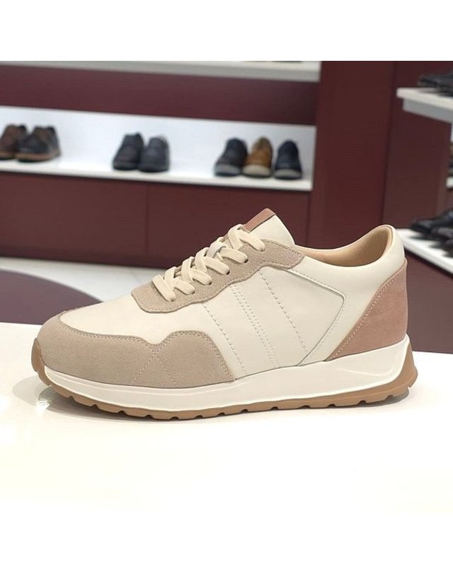 탠디 [갤러리아] 탠디 여성 스니커즈 (4CM) J1581V IVORY 착용컷