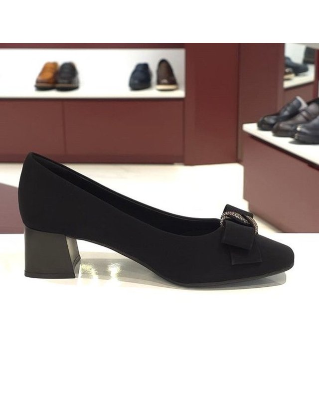 탠디 [갤러리아] 탠디 여성 미들힐 펌프스 (5CM) G26040 BLACK 착용컷