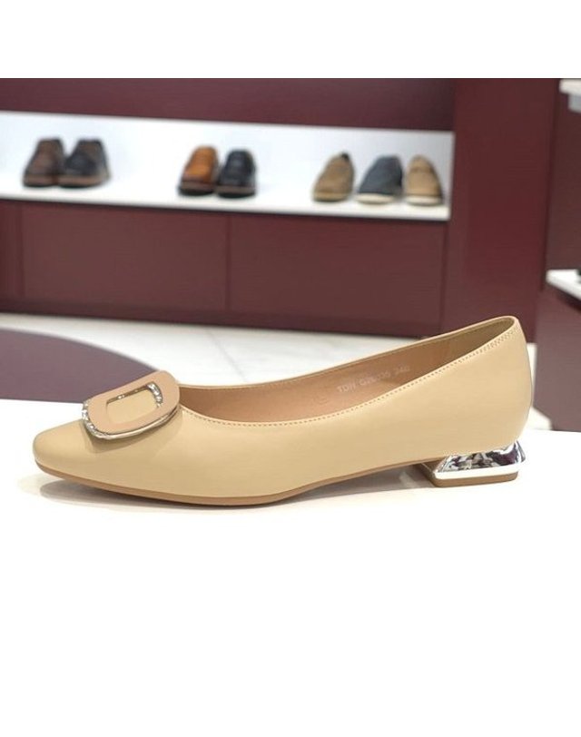 탠디 [갤러리아] 탠디 여성 플랫 (2CM) G26035 BEIGE 착용컷