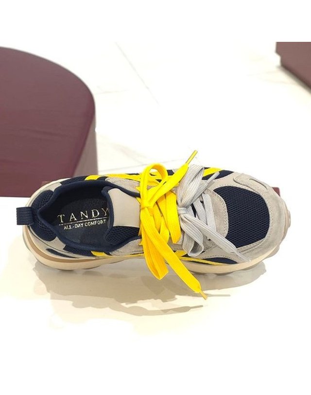 탠디 [갤러리아] 탠디 여성 스니커즈 (4CM) G26033 NAVY 착용컷