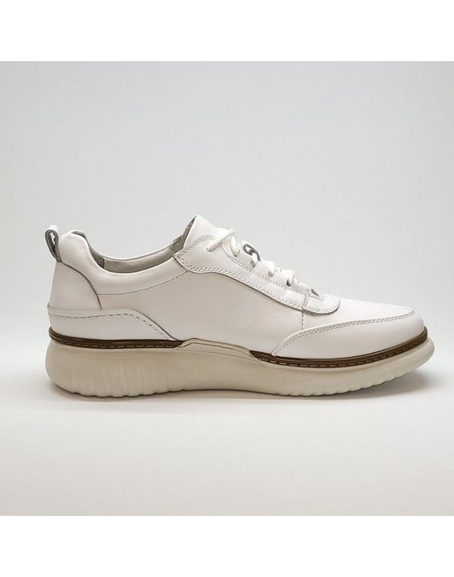 탠디 [갤러리아] 탠디 남성 스니커즈 (4CM) Q18018 WHITE 착용컷