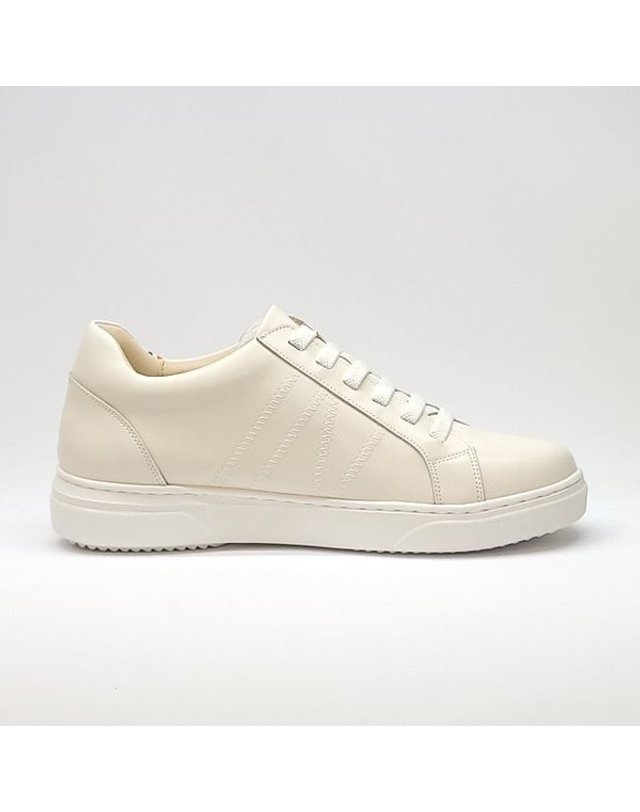 탠디 [갤러리아] 탠디 여성 스니커즈 (4CM) G22006 IVORY 착용컷