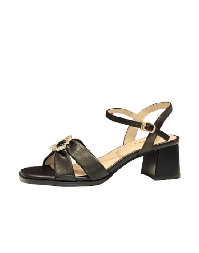 탠디 [갤러리아] 탠디 여성 스트랩샌들 (6CM) J1572 BLACK 착용컷
