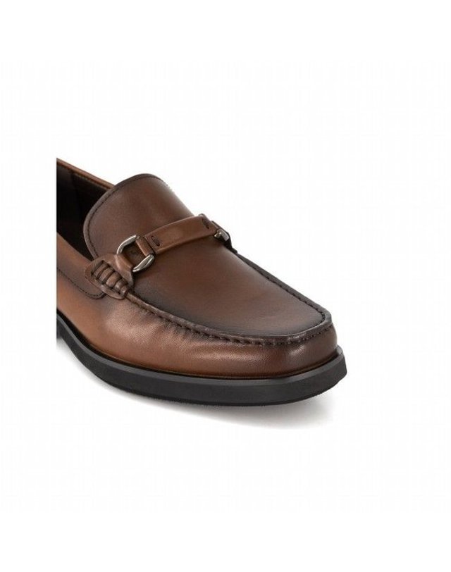 탠디 [갤러리아] 남성 페니로퍼 (굽 3CM) H24002V_BROWN 착용컷