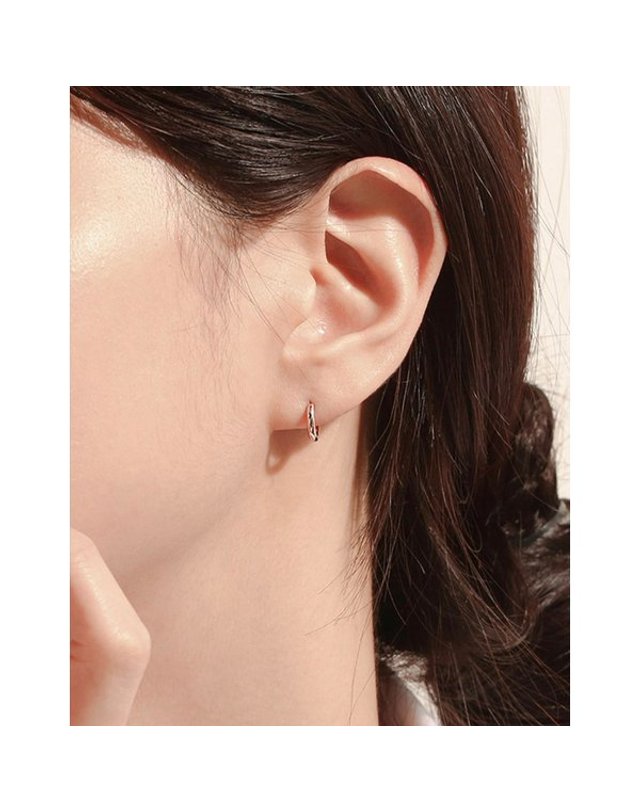 로이드 [갤러리아] [로이드] 베이직 라운드 12mm 원터치 14K 귀걸이 착용컷