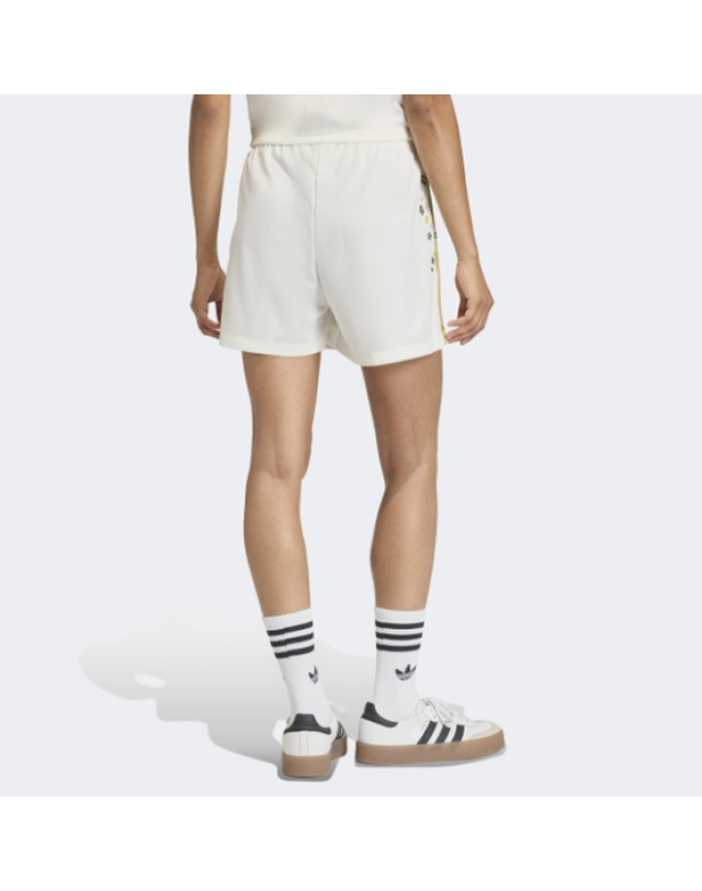 에비씨마트 [갤러리아] [ADIDAS]리버티 런던 파이어버드 쇼츠/KE3663 착용컷
