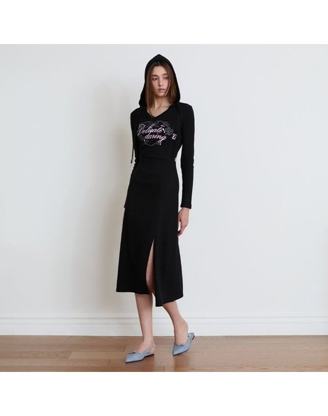 에고이스트 [갤러리아] [Blue Label] V넥 후드 프린팅 원피스 (ES2OOP01) 착용컷