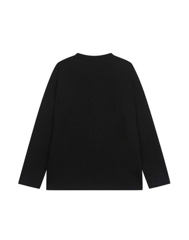 지이크 [갤러리아] 지이크 F/W 블랙 오버핏 라운드 긴팔 티셔츠 (PJIBH8503) 착용컷