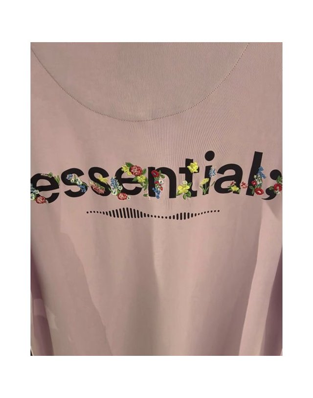 지이크 [갤러리아] [SIEG X essential;] 웨이브 티셔츠 바이올렛 (PKIBD8109) 착용컷